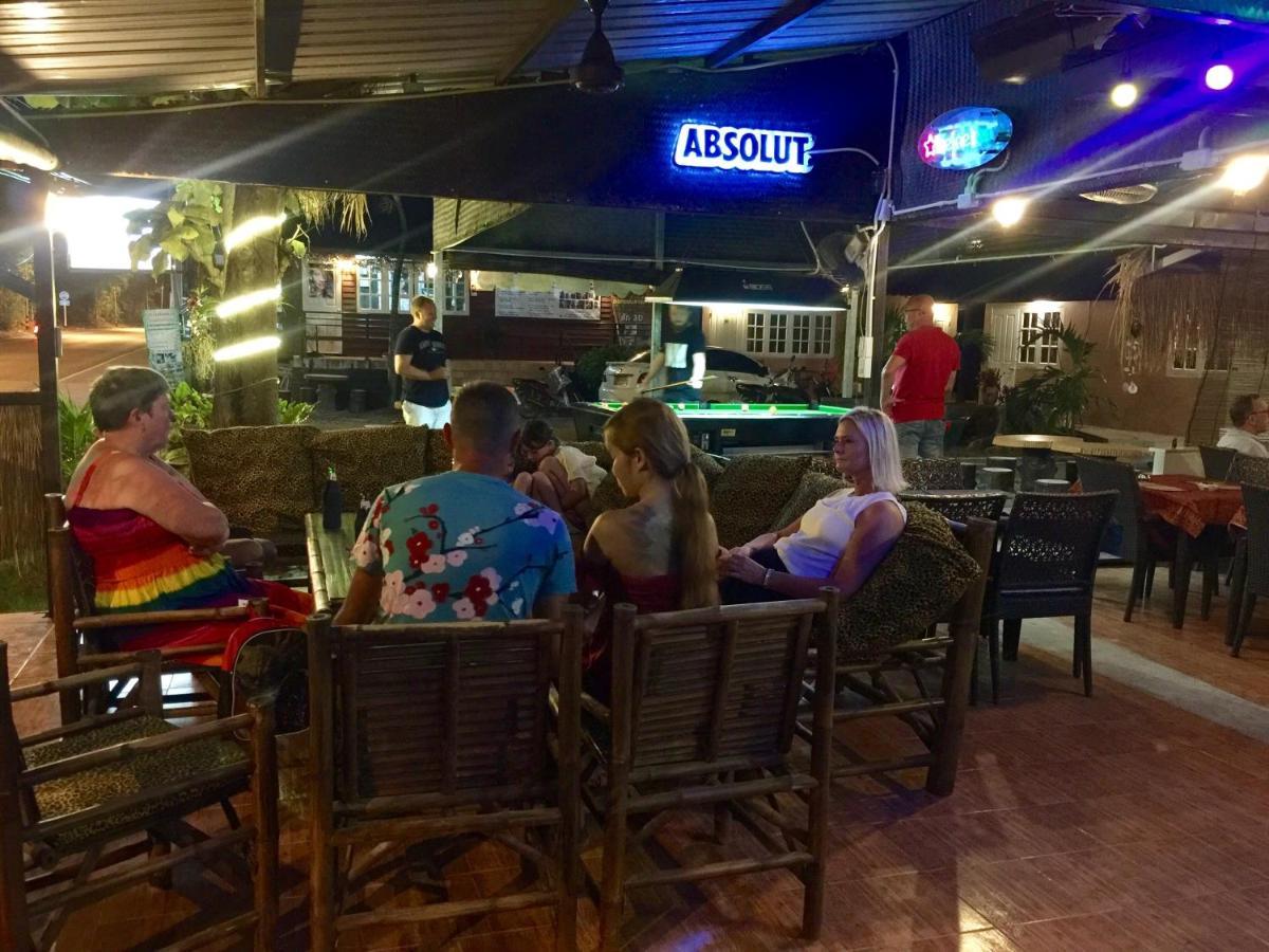 Harry'S Beach Club Ban Phe Eksteriør bilde